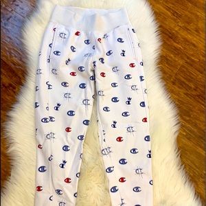 White Women’s champion reverse weave sweatpants
